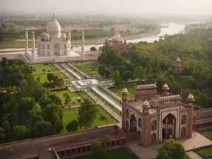 India Golden Triangle Tour package with Udaipur India Golden Triangle Tour Package with Udaipur golden tour package jalmahal amber fort car tempo traveller bus hire rental paras