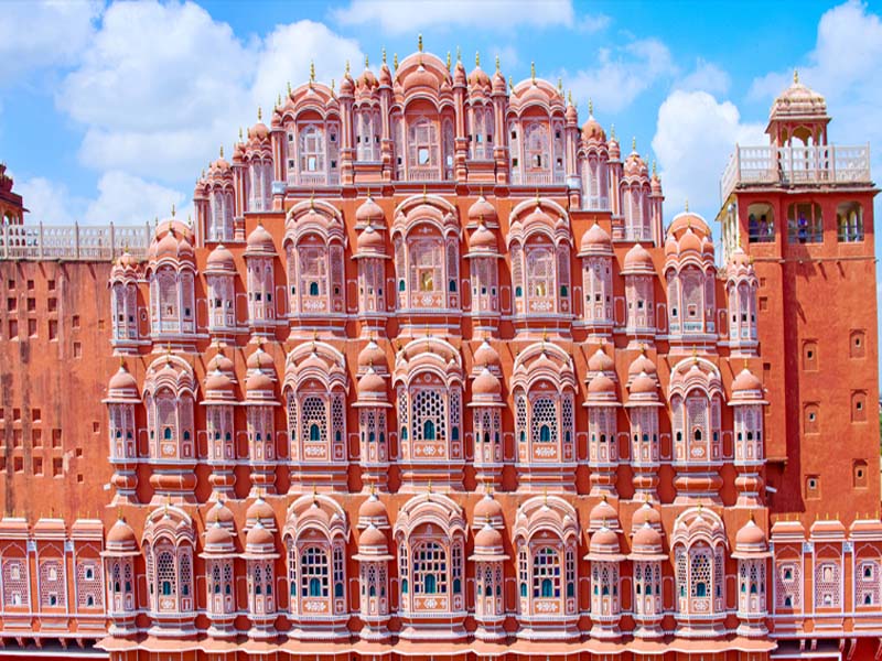 Book 4 days Golden Triangle Tour package Agra, Jaipur, Delhi sightseeing