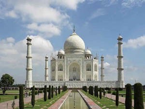 Fast Golden Triangle Tour Package fast golder tour package car tempo traveller bus paras