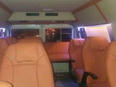 luxury tempo traveller