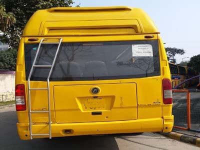 26 seater minibus india delhi